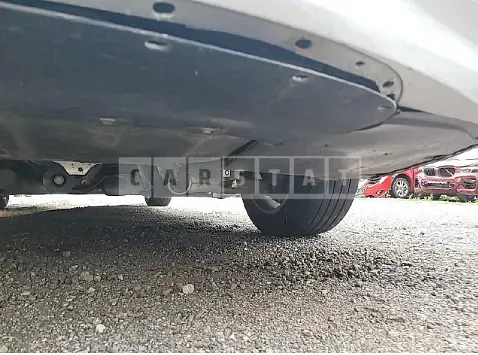 Photo 2 of 22: 2015 BMW 520d xDrive, VIN WBA5E7102FG152941 — Korean insurance auction