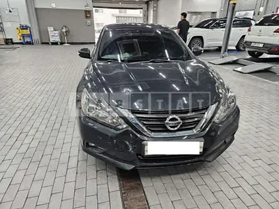 Photo 1 of 20: 2017 Nissan Altima 2.5 — Korean insurance auction