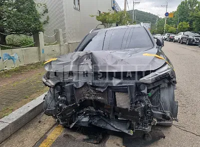 Photo 1 of 27: 2020 Hyundai Santa Fe — Korean insurance auction