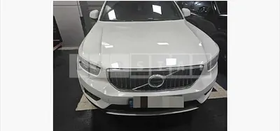 Photo 1 of 19: 2021 Volvo XC40B4 AWD — Korean insurance auction