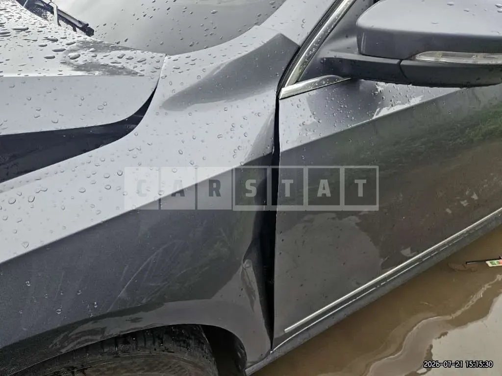 Photo 2 of 10: 2018 Volkswagen Passat 2.0 TSI — Korean insurance auction