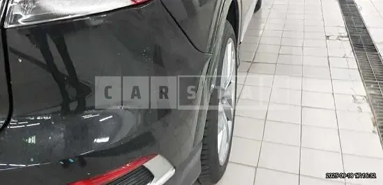 Photo 2 of 43: 2025 Audi Q4 45 e-tron — Korean insurance auction