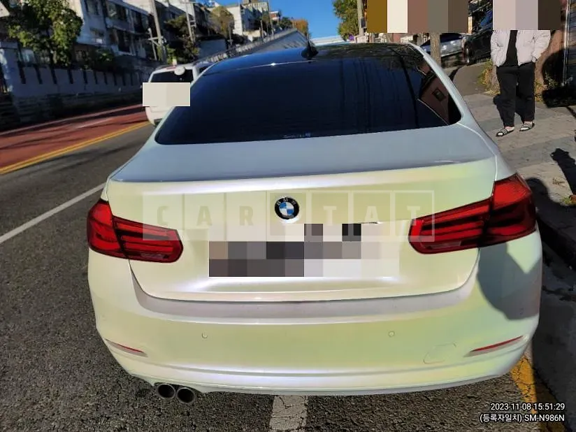 Photo 2 of 13: 2015 BMW 320d — Korean insurance auction