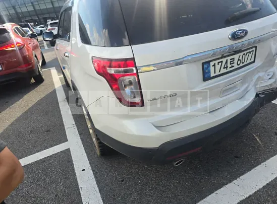 Photo 2 of 12: 2015 Ford Explorer — Korean insurance auction