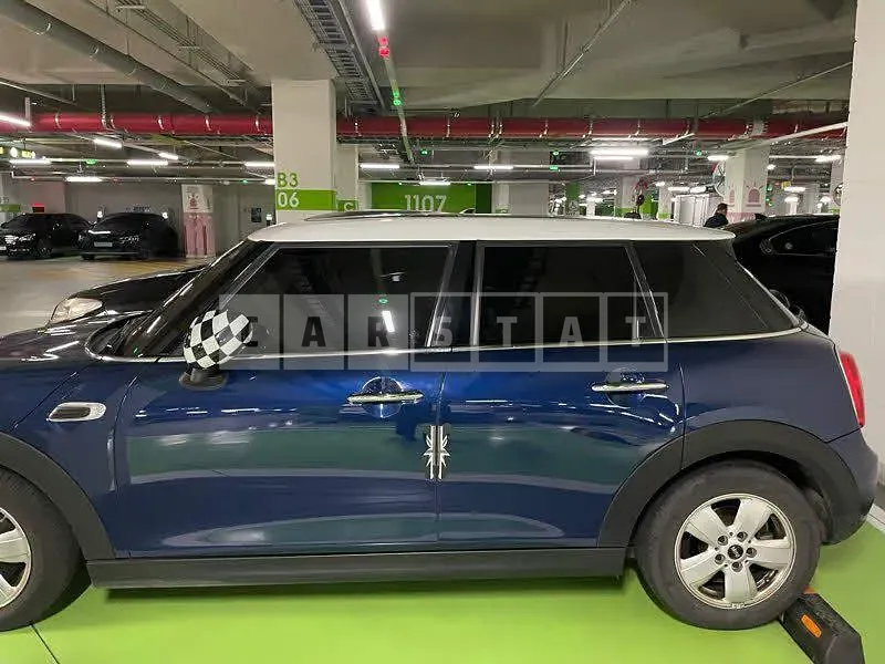 Photo 2 of 13: 2015 MINI Cooper 5 Door, VIN WMWXS5106F2B04932 — Korean insurance auction
