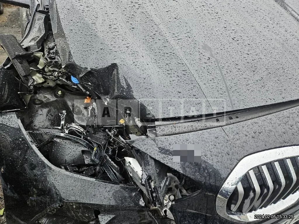 Photo 2 of 34: 2023 BMW 120i M Sport Package, VIN WBA7L7108P7M43184 — Korean insurance auction