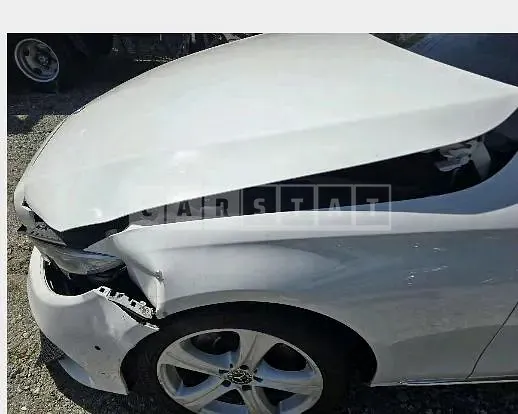 Photo 2 of 15: 2018 Mercedes-Benz E220 d 4Matic — Korean insurance auction