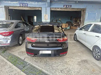 Photo 1 of 9: 2016 Kia K7 — Korean insurance auction
