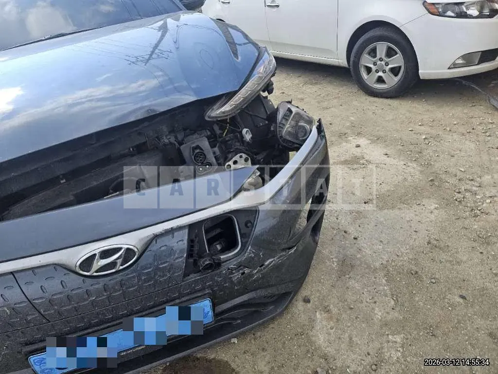 Photo 2 of 12: 2018 Hyundai Kona Electric Car — Korean insurance auction