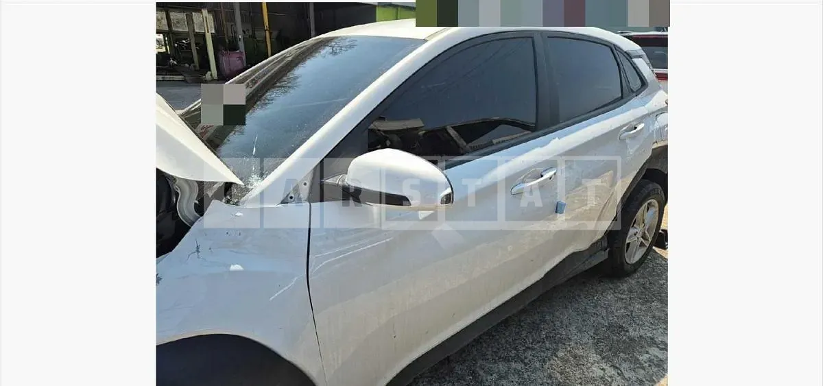 Photo 2 of 15: 2022 Hyundai Kona — Korean insurance auction