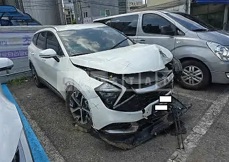 Photo 2 of 15: 2024 Kia Sportage — Korean insurance auction