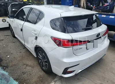 Photo 1 of 8: 2018 Lexus CT200h — Korean insurance auction