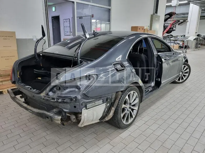 Photo 2 of 13: 2016 Mercedes-Benz CLS250d 4Matic, VIN WDDLJ9HB7GA183699 — Korean insurance auction
