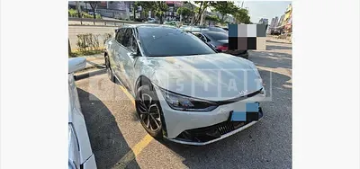 Photo 1 of 20: 2022 Kia EV6 Long Range — Korean insurance auction