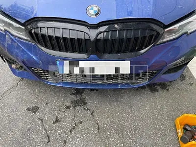 Photo 1 of 9: 2022 BMW Calm 320i — Korean insurance auction