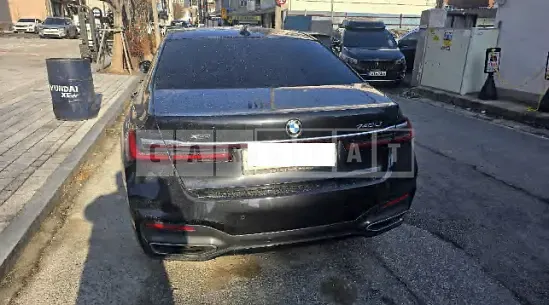 Photo 2 of 26: 2020 BMW 740Li xDrive M Sport Package — Korean insurance auction