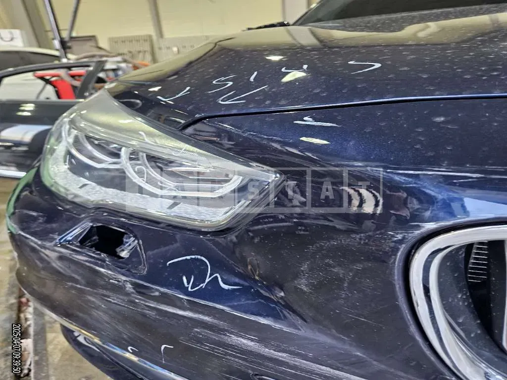 Photo 2 of 3: 2017 BMW (parts) GT 30d xDrive Light — Korean insurance auction
