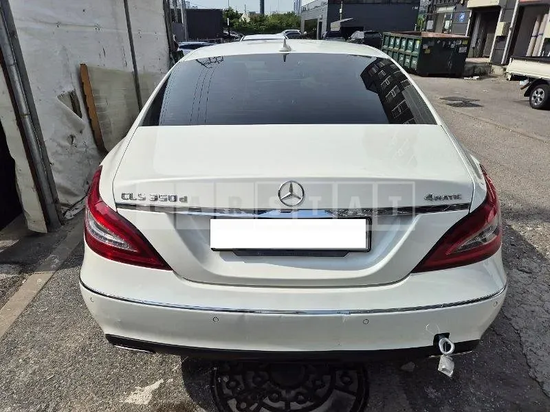 Photo 2 of 9: 2016 Mercedes-Benz CLS350d 4Matic — Korean insurance auction