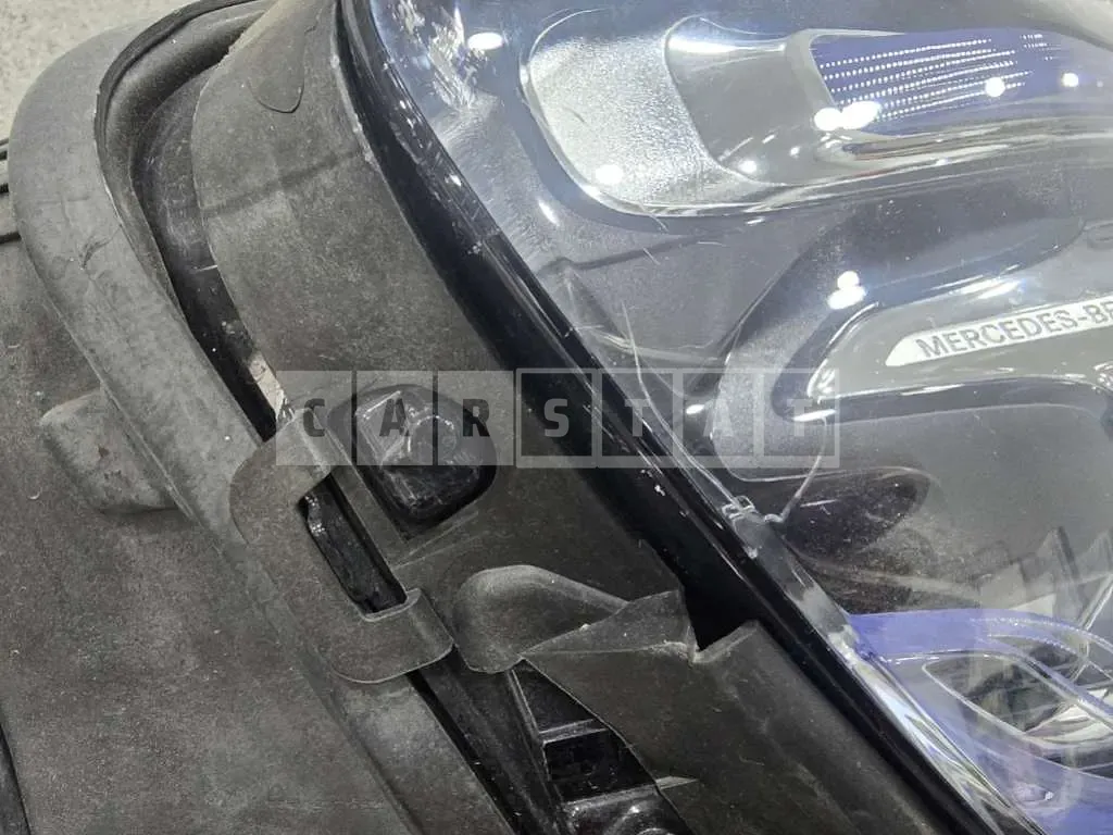Photo 3 of 3: 2021 Mercedes-Benz (parts) GLB250 4Matic — Korean insurance auction