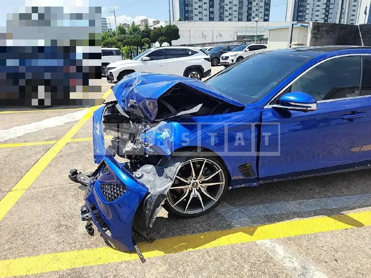 Photo 2 of 20: 2021 Genesis G70 Diesel 2.2 4WD — Korean insurance auction