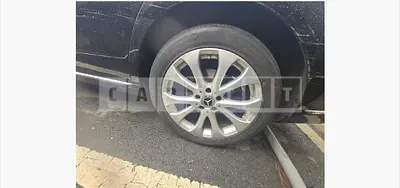 Photo 1 of 4: 2019 Mercedes-Benz (parts) E220 d Wheels — Korean insurance auction