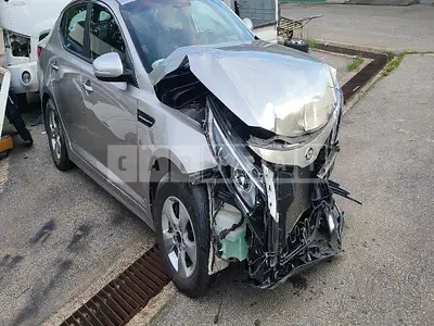 Photo 1 of 11: 2015 Kia K5 2.0, VIN KNAGN418BFA584644 — Korean insurance auction