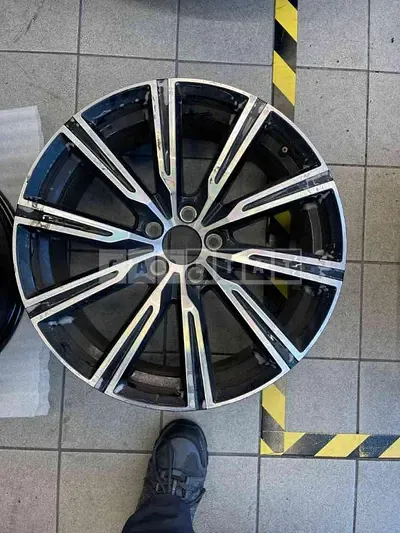 Photo 1 of 2: 2021 Volvo (parts) XC60T8 AWD Wheels — Korean insurance auction