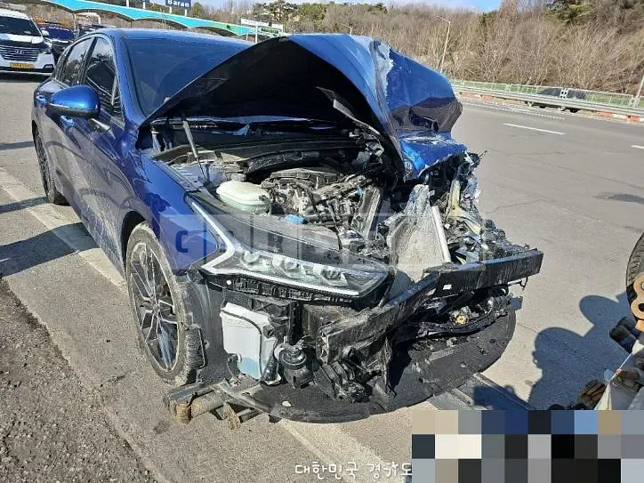 Photo 2 of 17: 2020 Kia K5 1.6, VIN KNAG3412BLA019303 — Korean insurance auction