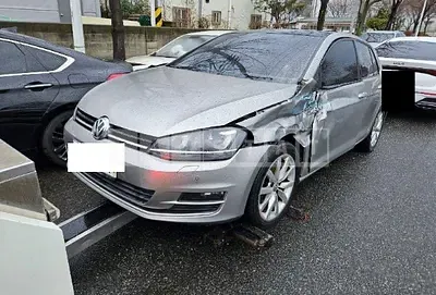 Photo 1 of 7: 2015 Volkswagen Golf 2.0 TDI BMT, VIN WVWZZZAUZFW251447 — Korean insurance auction