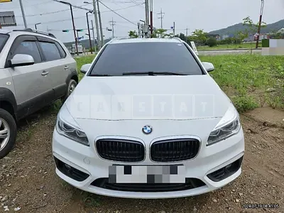Photo 1 of 9: 2016 BMW Active Tourer — Korean insurance auction