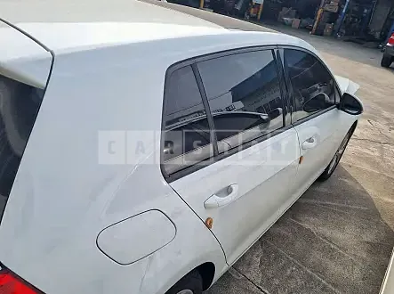Photo 2 of 14: 2015 Volkswagen Golf 2.0 TDI BMT, VIN WVWZZZAUZFW183374 — Korean insurance auction