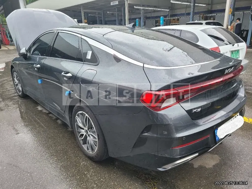 Photo 2 of 16: 2022 Kia K5, VIN KNAG341JBNA018918 — Korean insurance auction