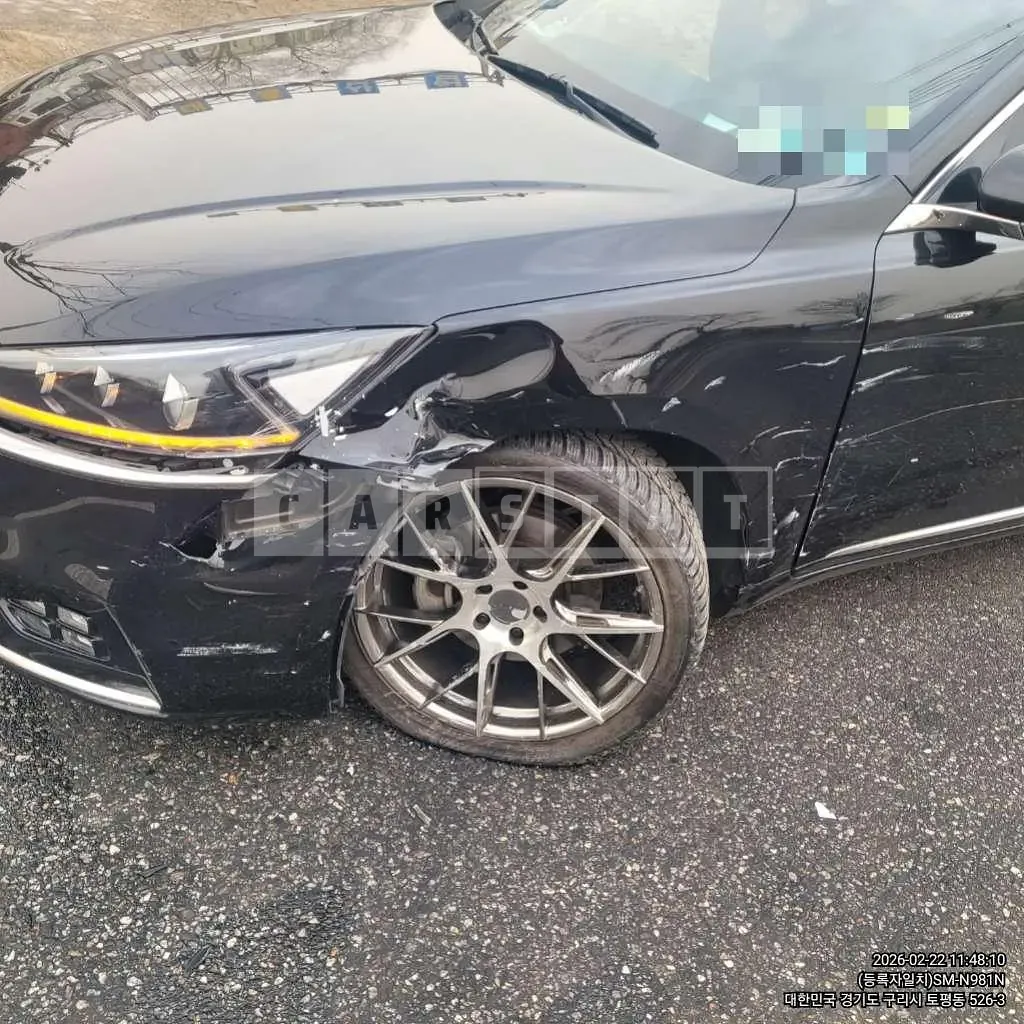 Photo 2 of 40: 2018 Kia K7 — Korean insurance auction