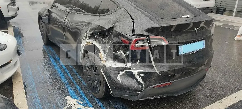 Photo 2 of 13: 2021 Tesla Modely Standard Range, VIN 5YJYGDED7MF235147 — Korean insurance auction