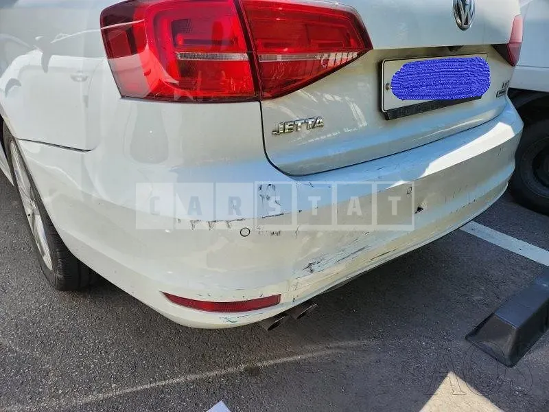 Photo 2 of 9: 2015 Volkswagen Jetta 2.0 TDI BMT Premium, VIN WVWZZZ16ZFM012002 — Korean insurance auction