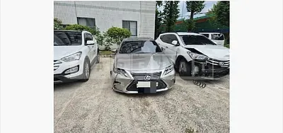 Photo 1 of 11: 2018 Lexus ES300h — Korean insurance auction
