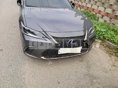 2022 subxus es300h