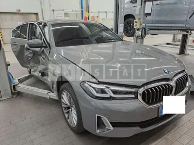 Photo 1 of 14: 2021 BMW 520i — Korean insurance auction