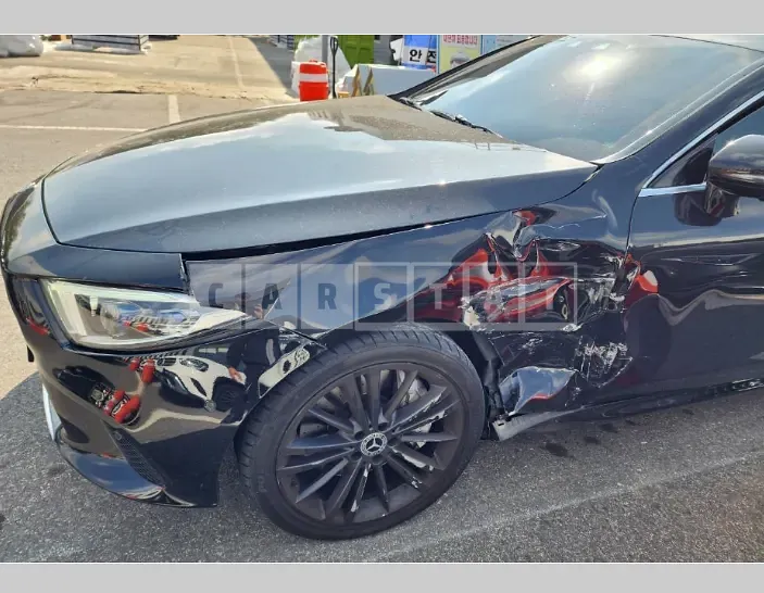 Photo 2 of 18: 2019 Mercedes-Benz CLS400d 4Matic, VIN WDD2J2DB2KA005913 — Korean insurance auction