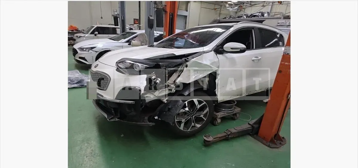Photo 2 of 22: 2020 Kia Sportage — Korean insurance auction