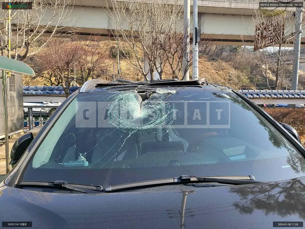 Photo 2 of 8: 2021 Hyundai Santa Fe Hybrid, VIN KMHS5811BNU024761 — Korean insurance auction