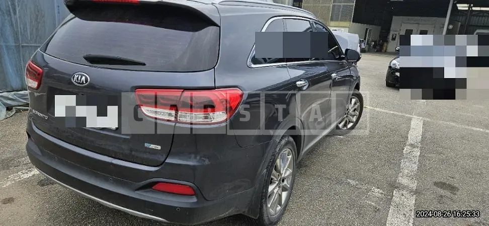 Photo 2 of 21: 2016 Kia Sorento 2.0 — Korean insurance auction
