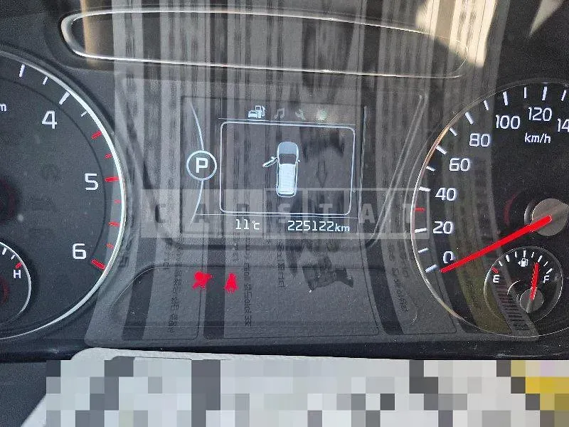 Photo 2 of 15: 2016 Kia Sorento — Korean insurance auction