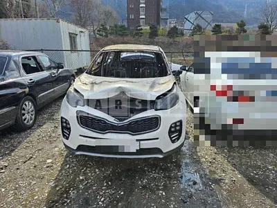 Photo 1 of 11: 2018 Kia Sportage — Korean insurance auction