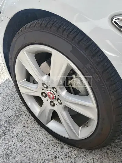 Photo 1 of 4: 2018 Jaguar (parts) XE 20d Wheels — Korean insurance auction