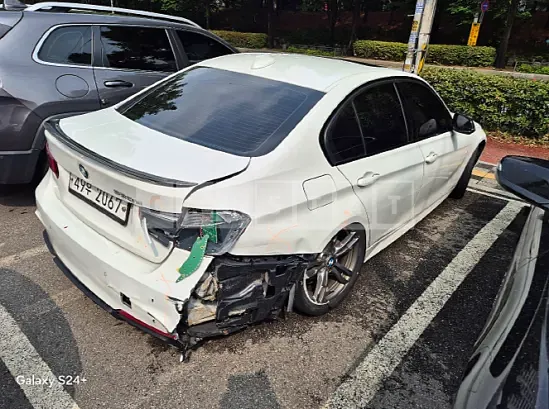 Photo 2 of 6: 2018 BMW 320d MSport Package WLTP — Korean insurance auction
