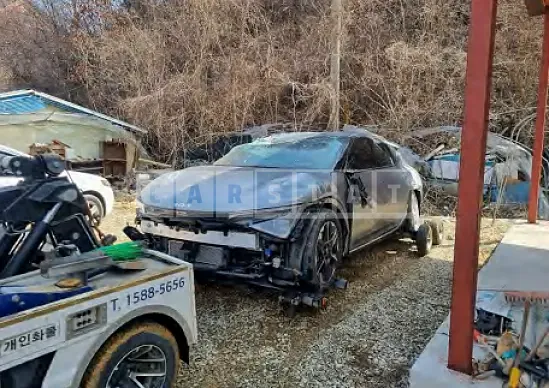 Photo 2 of 8: 2025 Kia EV6 — Korean insurance auction