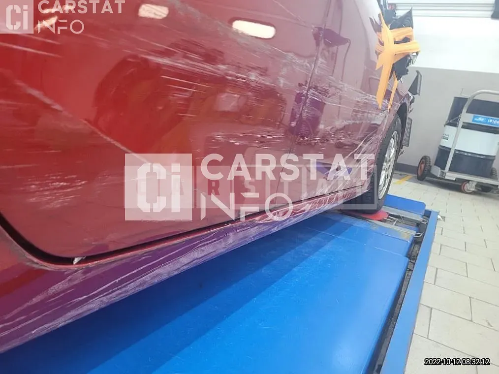 Photo 2 of 22: 2018 Toyota Prius, VIN JTDKBRFU6J3083659 — Korean insurance auction