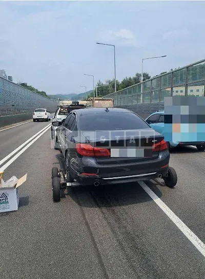 Photo 1 of 21: 2019 BMW 520i Luxury — Korean insurance auction