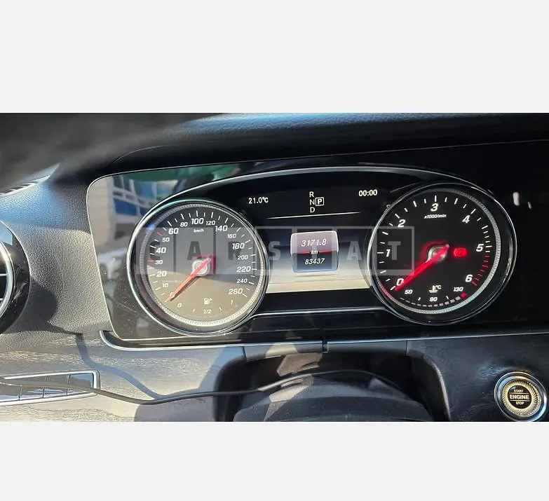 Photo 2 of 57: 2016 Mercedes-Benz E220 d — Korean insurance auction